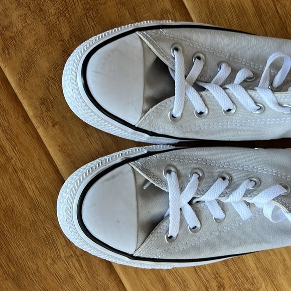 Converse Chuck 70 Grey Canvas High Tops - Picture 6 of 8